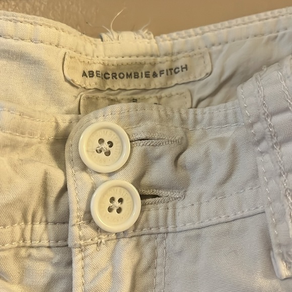 Abercrombie & Fitch 100% Cotton White Capri Pants 2 - Picture 3 of 14
